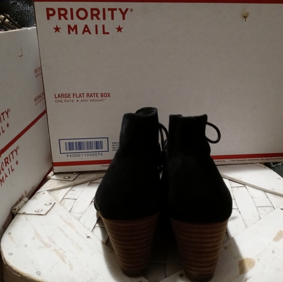 🎻👢DR. SCHOLLS DAKOTA BLACK BOOTS. - Picture 2 of 14